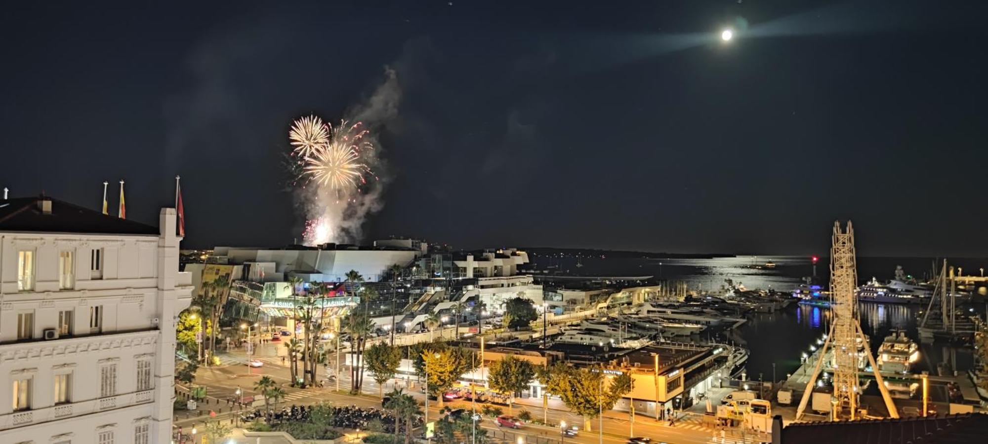 O Festival Palace, Terrace With Panoramic Sea View Cannes Bagian luar foto